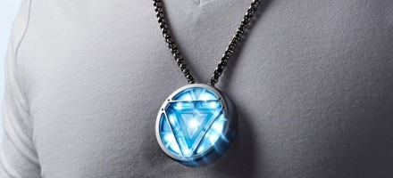 Iron Man’s Arc Reactor USB Drive iron-man-arc-reactor-necklace