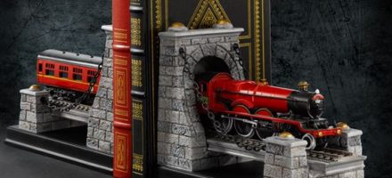 Harry Potter Hogwarts Express Bookends hogwarts-express-bookends